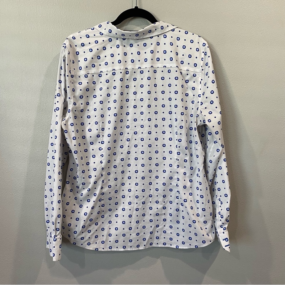 Talbots Button Front Shirt Blouse Geometric Pattern Print White Blue 18 - Picture 7 of 7